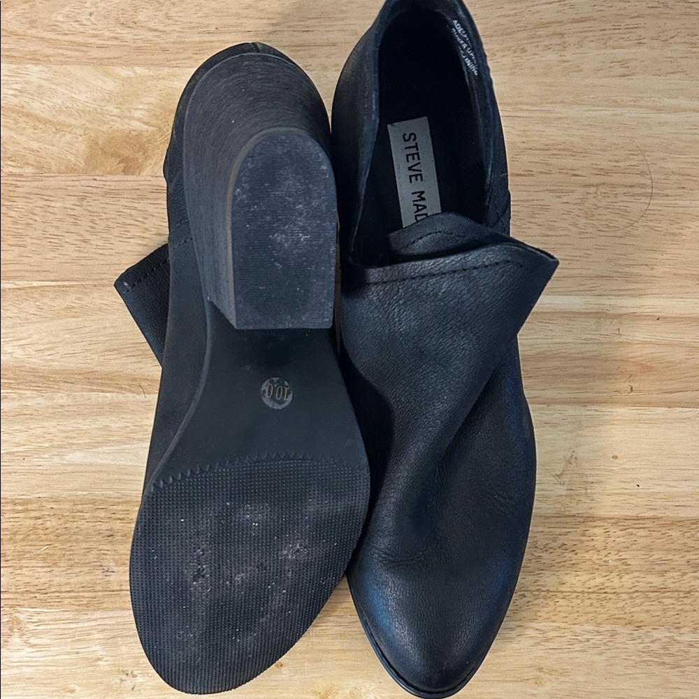 Steve Madden Black Ankle Booties - Picture 4 of 6